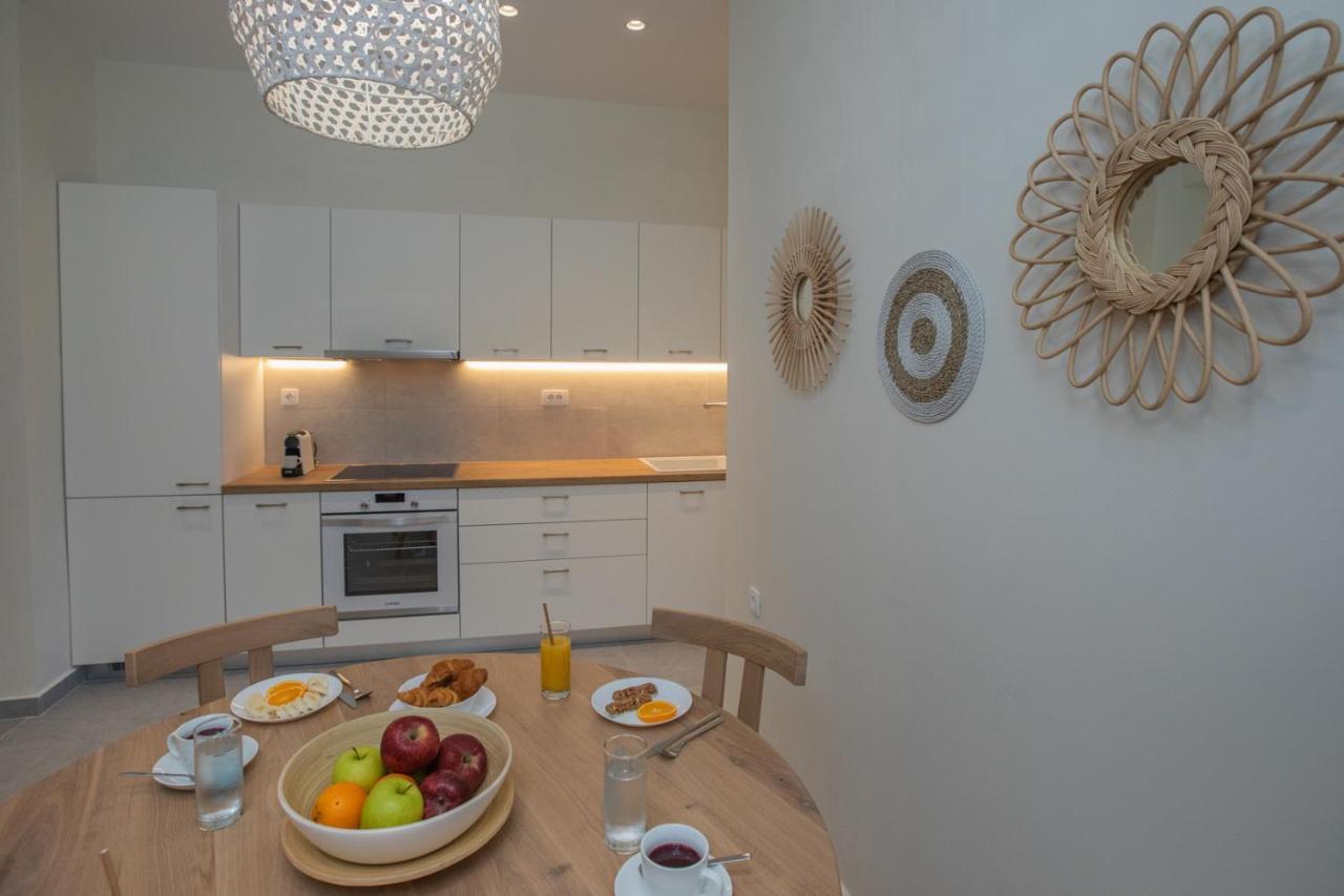 Anemelia Luxury Apartments Аргостолион Екстериор снимка