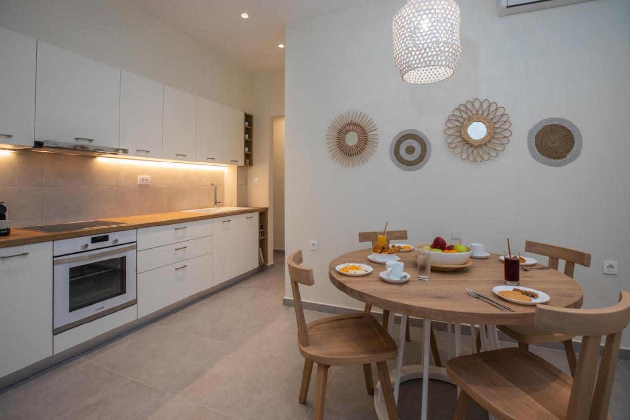 Anemelia Luxury Apartments Аргостолион Екстериор снимка