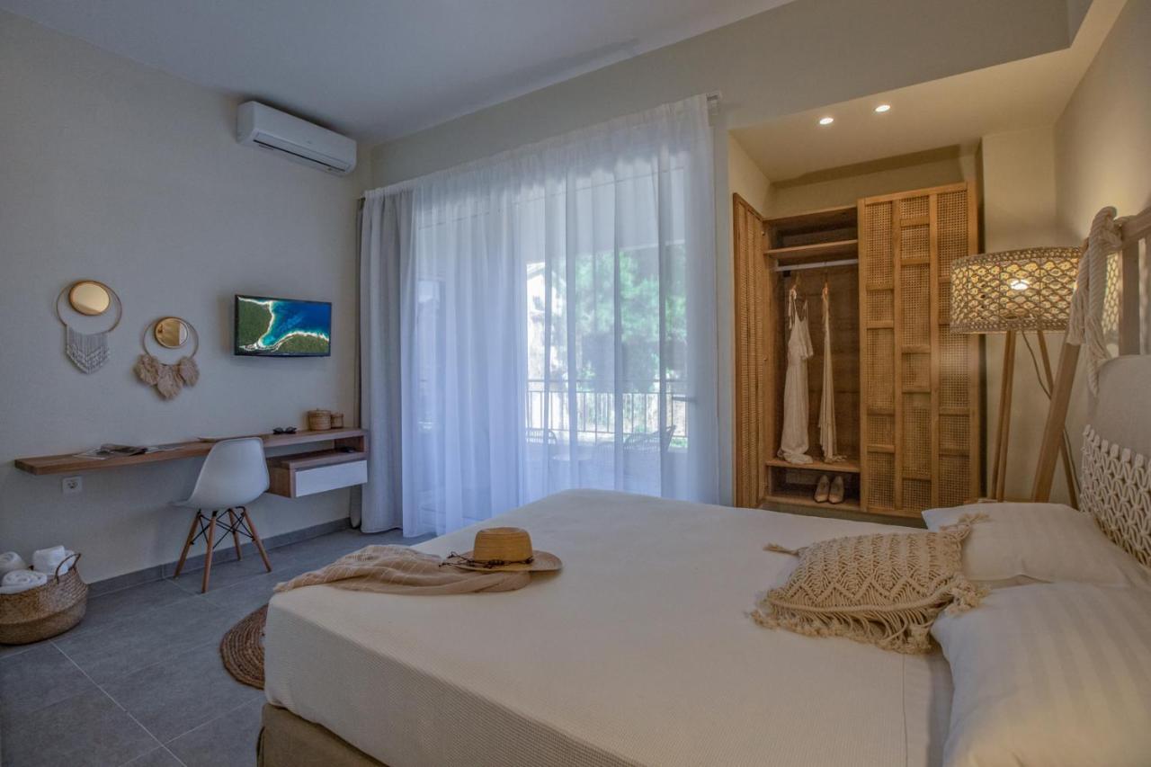Anemelia Luxury Apartments Аргостолион Екстериор снимка