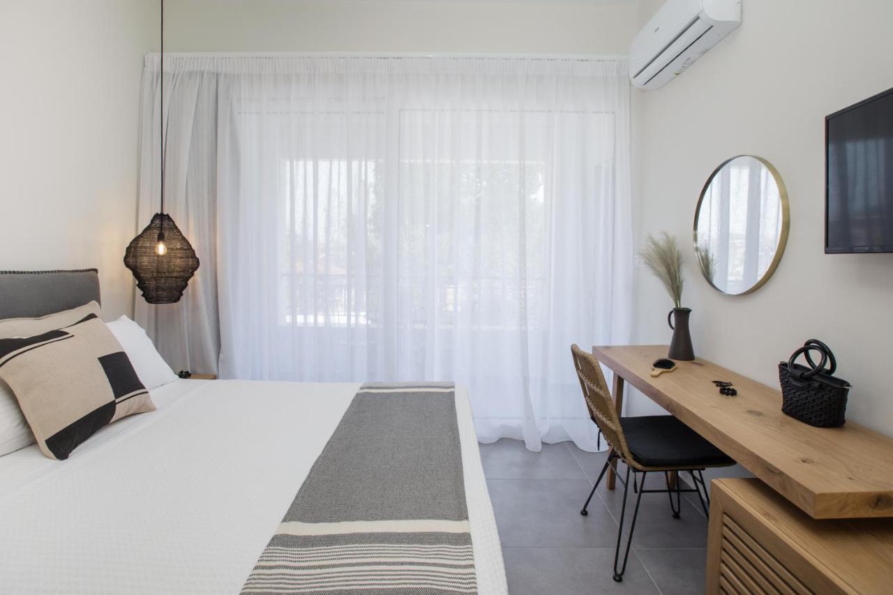 Anemelia Luxury Apartments Аргостолион Екстериор снимка