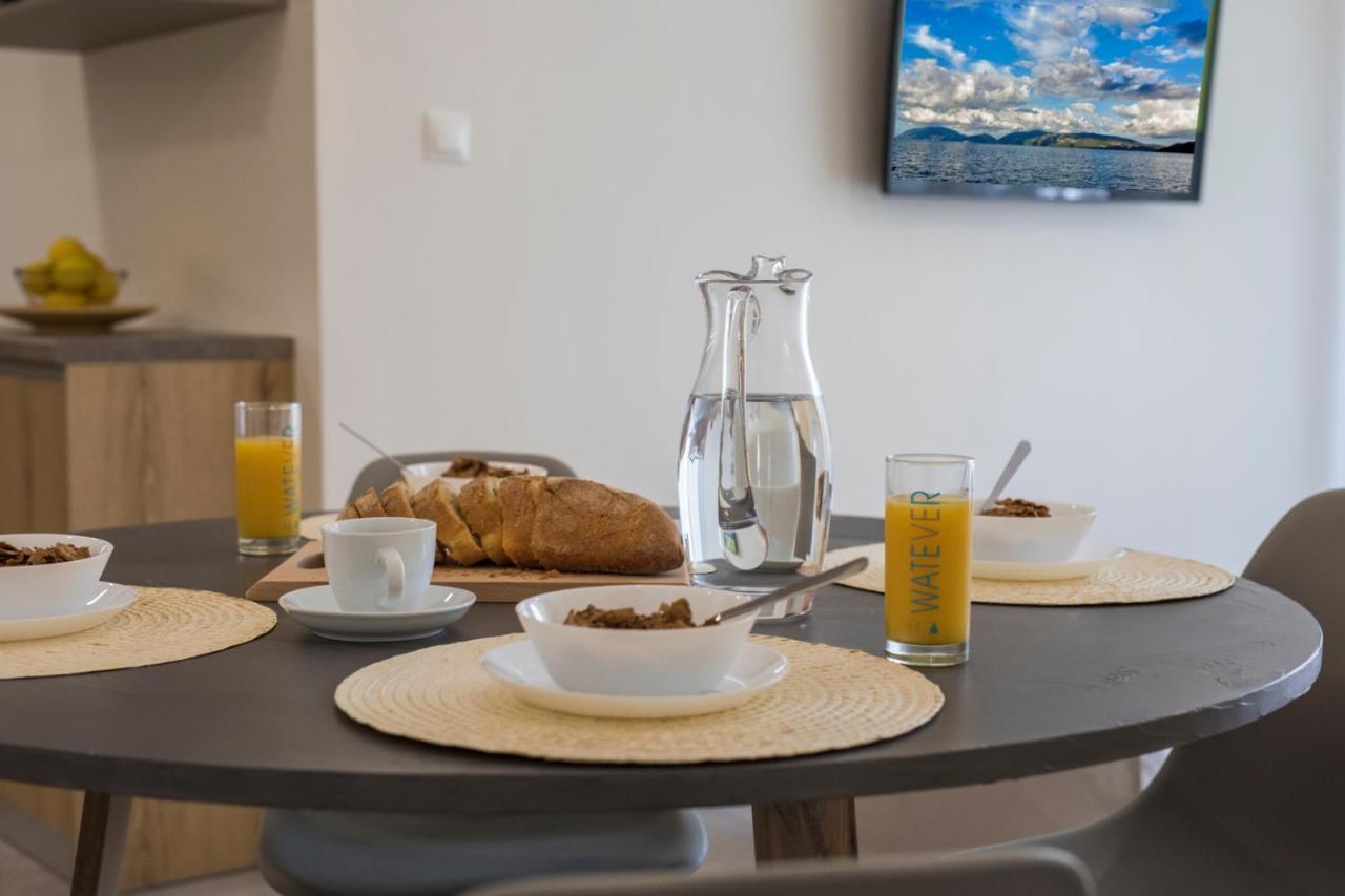 Anemelia Luxury Apartments Аргостолион Екстериор снимка
